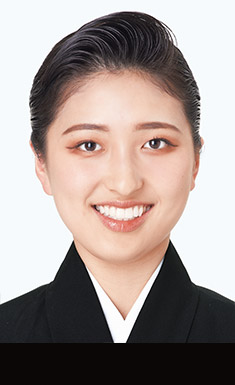 綾城　潤