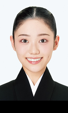 菜乃華　まり