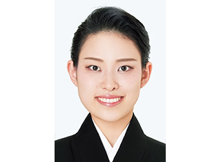 悠木　琉衣