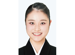 優奈　美杏
